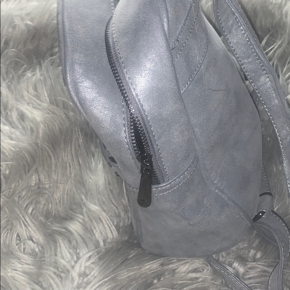 Small backpack - Picture 2 of 3